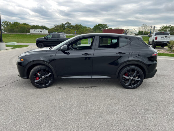 2024 Dodge Hornet R/T Plus - Image 4