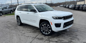 2025 Jeep GRAND CHEROKEE L OVERLAND 4X4