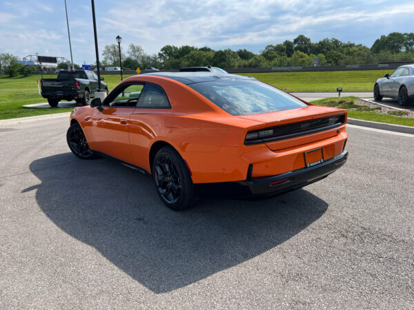 2025 Dodge CHARGER 2-DOOR DAYTONA R/T AWD - Image 6