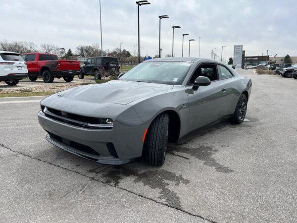 2025 Dodge CHARGER 2-DOOR DAYTONA R/T AWD - Image 4