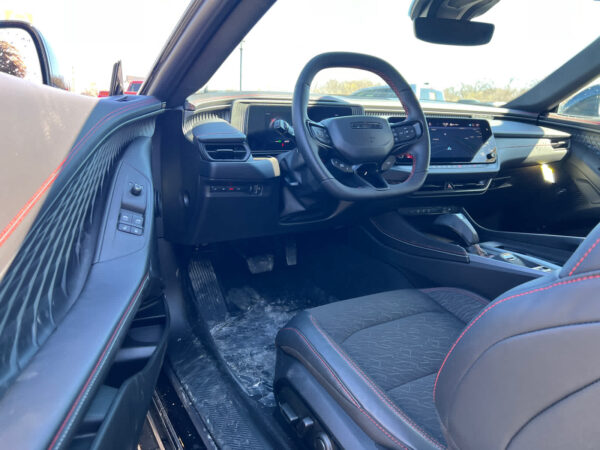 2025 Dodge CHARGER 2-DOOR DAYTONA R/T AWD - Image 8
