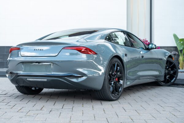 2025 Karma Revero - Image 5