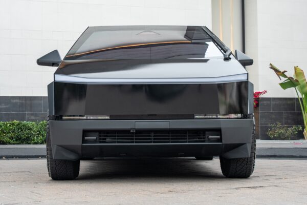 2024 Tesla Cybertruck - Image 2