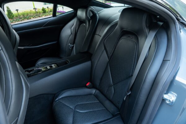 2025 Karma Revero - Image 12