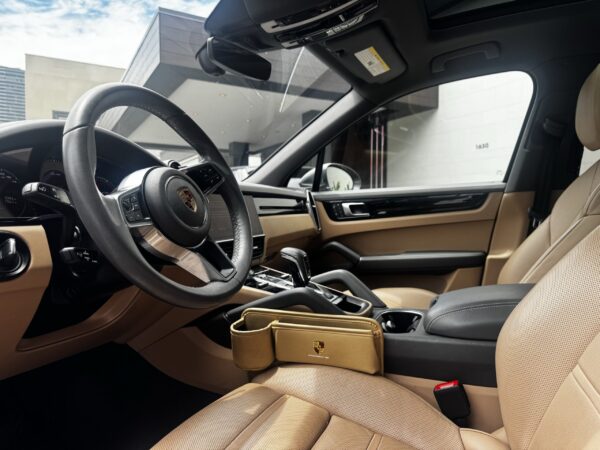 2023 Porsche Cayenne - Image 4